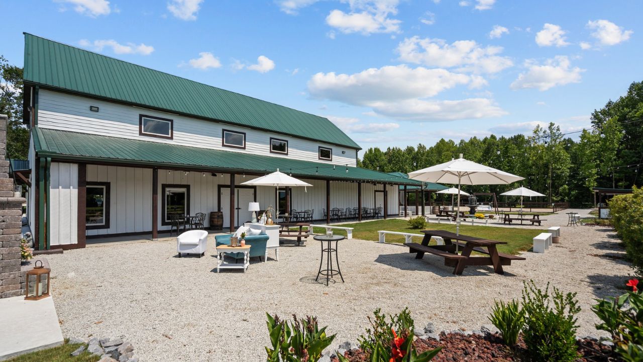 The English Country Barn Wedding - Patio 4