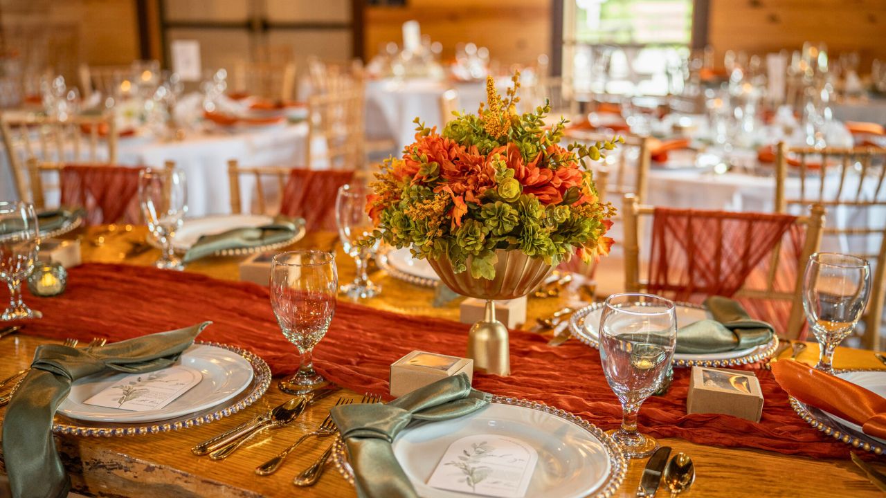 The English Country Barn Wedding (7)